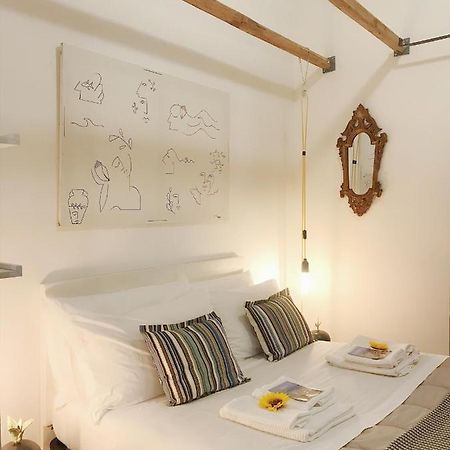 Design & History Suite Salerno Exterior photo