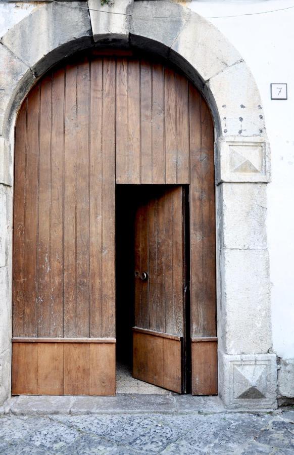 Design & History Suite Salerno Exterior photo